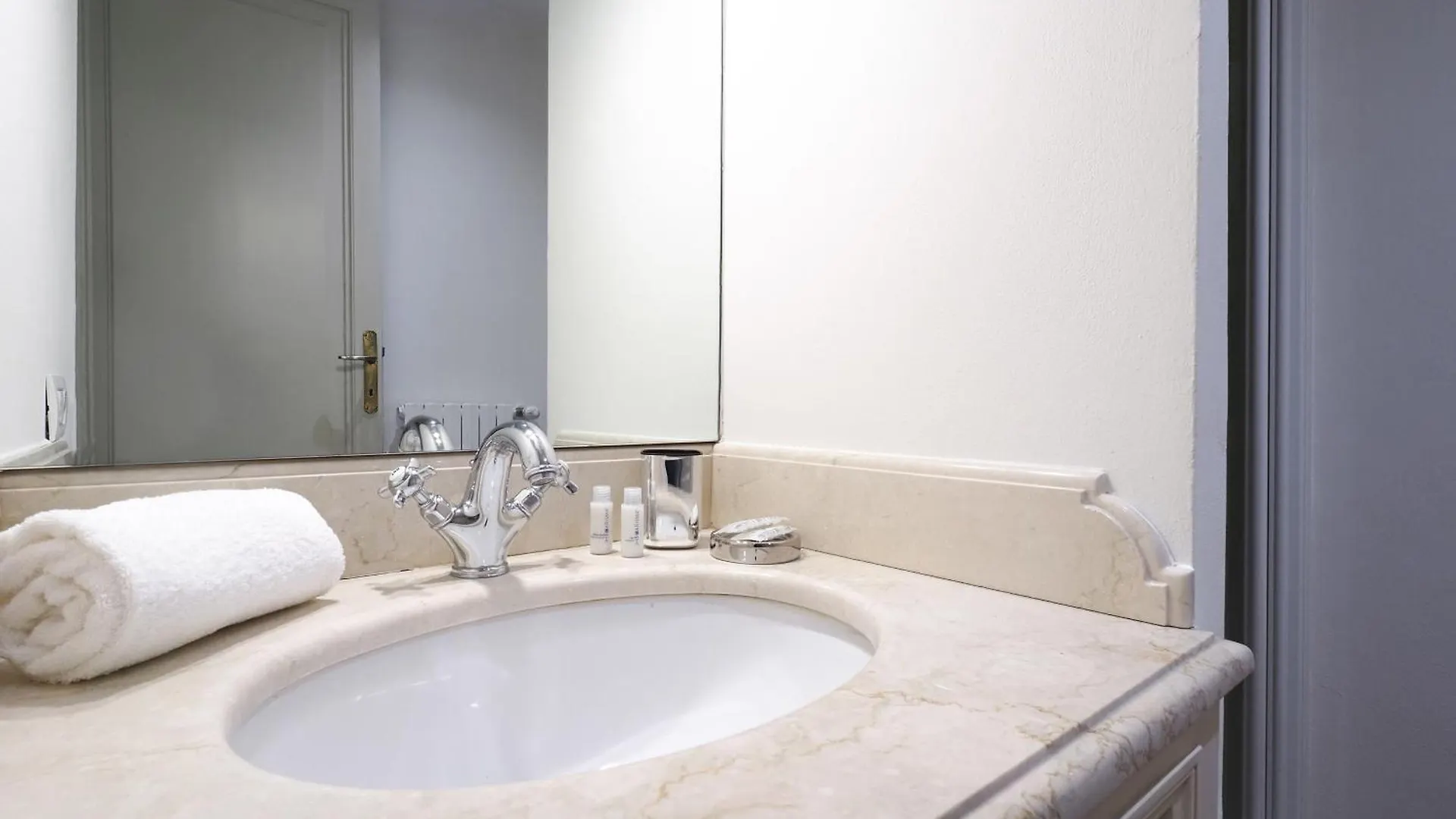 Contempora Serviced Apartments - Quadrilocale Pta Vercellina Milan Italie